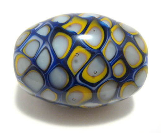 lampworked glass bead by Wesley Fleming