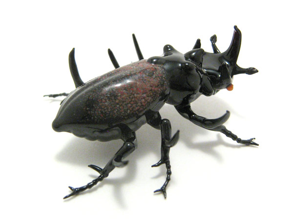 Thorny Rose Crawler, lampworked glass beetle by Wesley Fleming