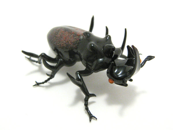 Thorny Rose Crawler, hand-made glass insect by Wesley Fleming
